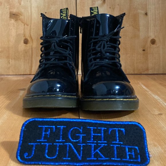 Dr. Martens Doc Martens AIRWAIR Women 5 Patent Leather 8 Eye Lace Up Boots - Picture 2 of 11